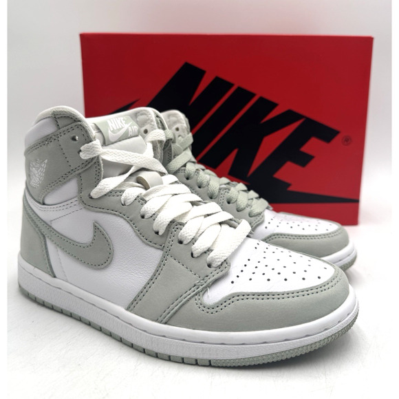Nike AIR JORDAN HIGH OG Women's USED Athletic Sneaker White US